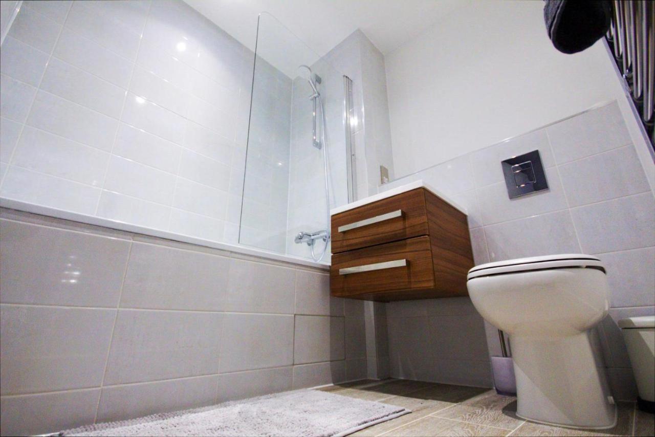 Modern 2 Bed Apartment With Central Location Birmingham Extérieur photo